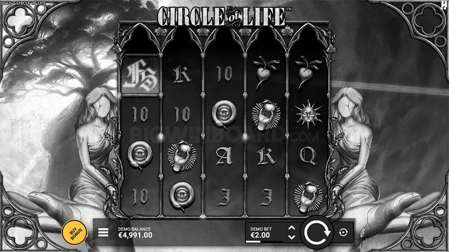 Gear icon and user profile representing functionality cookies for okgames personalization